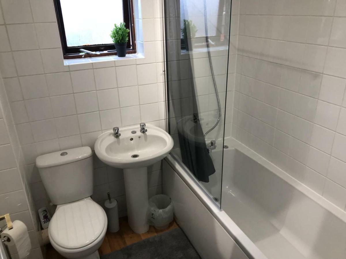 Swale Corner Villa Wellingborough Ngoại thất bức ảnh