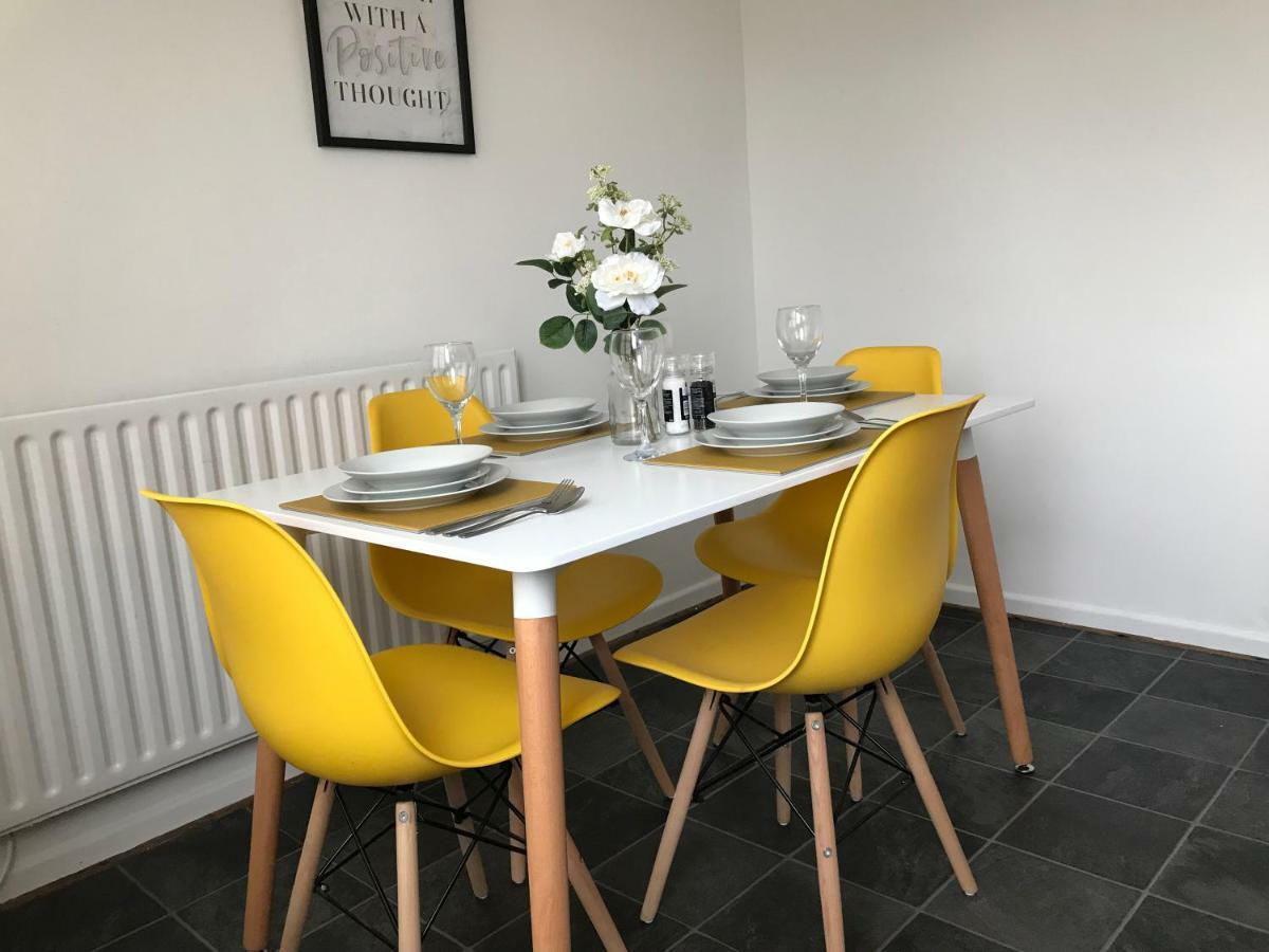 Swale Corner Villa Wellingborough Ngoại thất bức ảnh